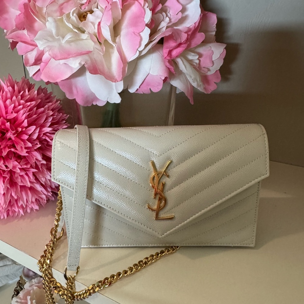 YSL Cassandra Beige Quilted Crossbody Wallet on a chain-iPhone ProMax fits too! - Picture 2 of 5
